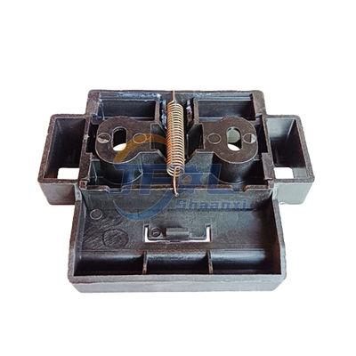 Vergrendeling van de voorkant van het radiatormasker Assy 810W61140-6006 voor SITRAK HOWO C7H T5G onderdelen